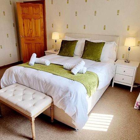 Inverness City 3 Bedroom House Free Parking エクステリア 写真