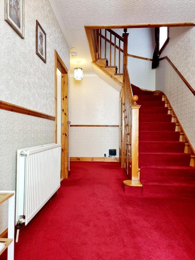 Inverness City 3 Bedroom House Free Parking エクステリア 写真