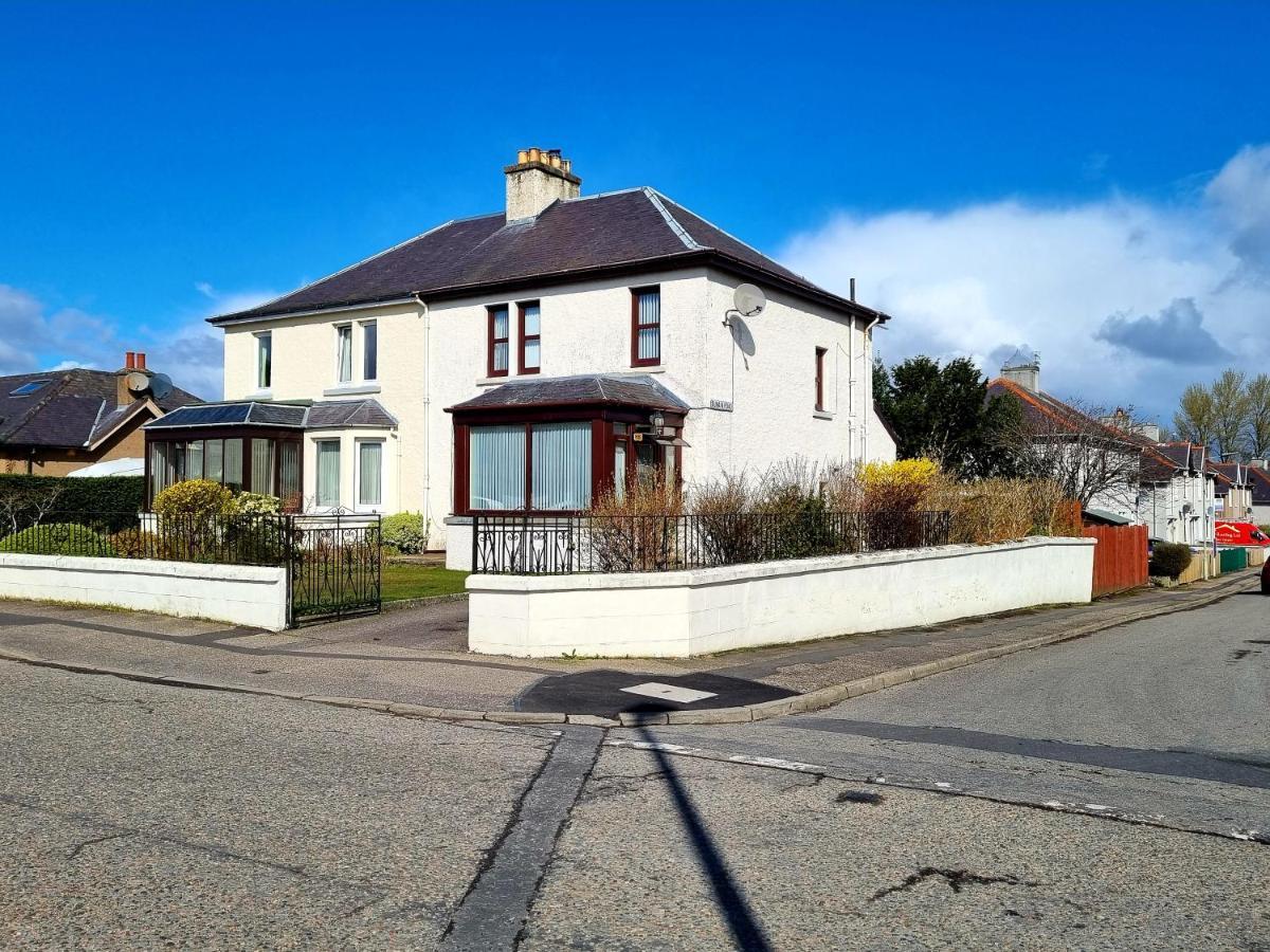 Inverness City 3 Bedroom House Free Parking エクステリア 写真