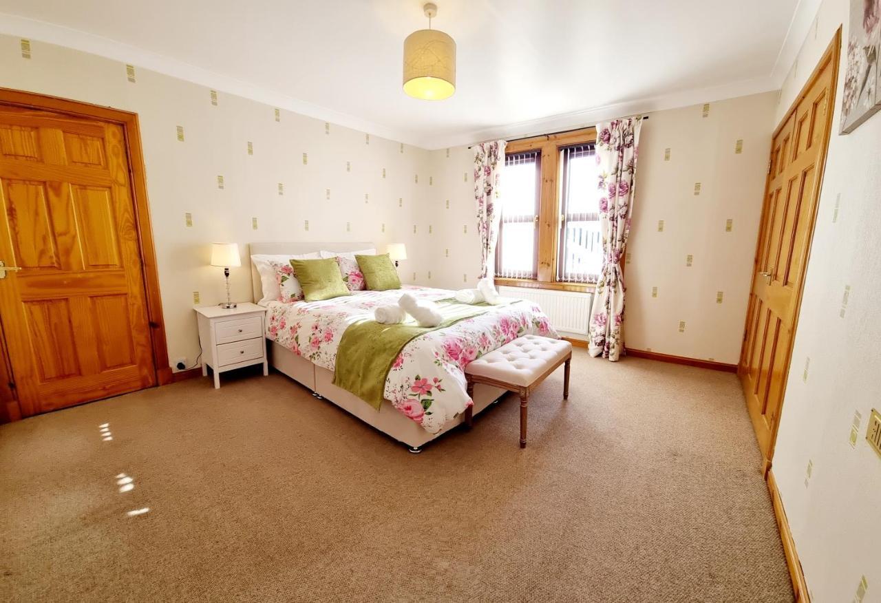 Inverness City 3 Bedroom House Free Parking エクステリア 写真