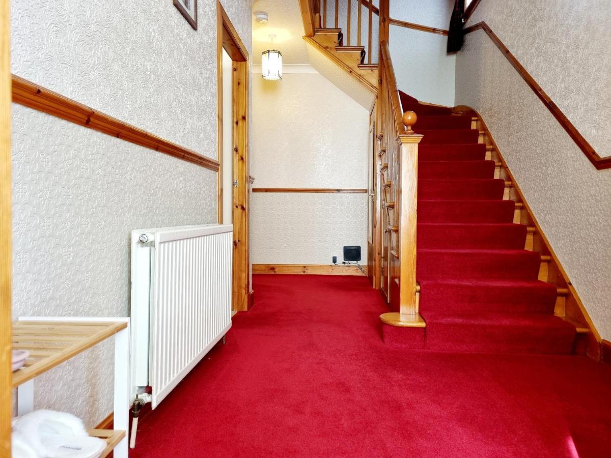 Inverness City 3 Bedroom House Free Parking エクステリア 写真