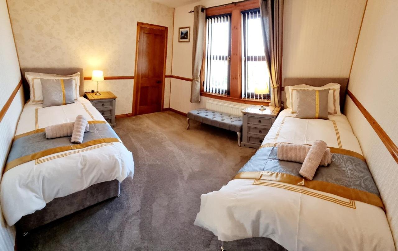 Inverness City 3 Bedroom House Free Parking エクステリア 写真