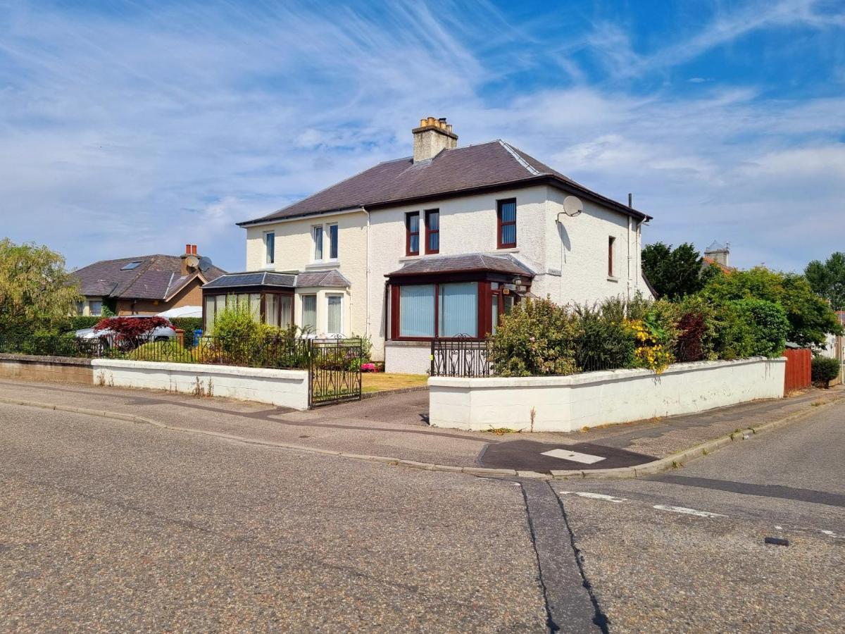 Inverness City 3 Bedroom House Free Parking エクステリア 写真